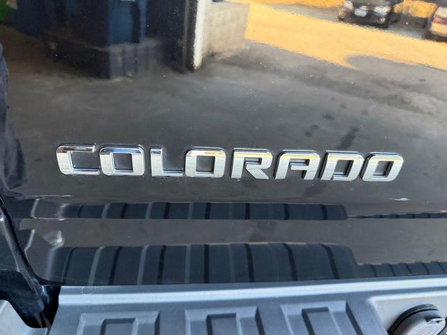 Photo of 2016 Black Chevrolet Colorado