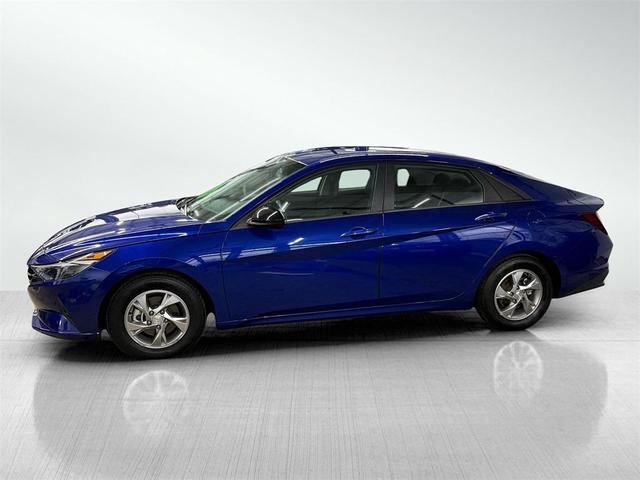 Photo of 2022 Intense Blue Hyundai ELANTRA