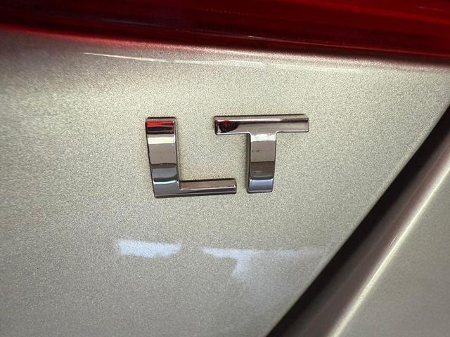 Photo of 2016 Silver Ice Metallic Chevrolet Impala