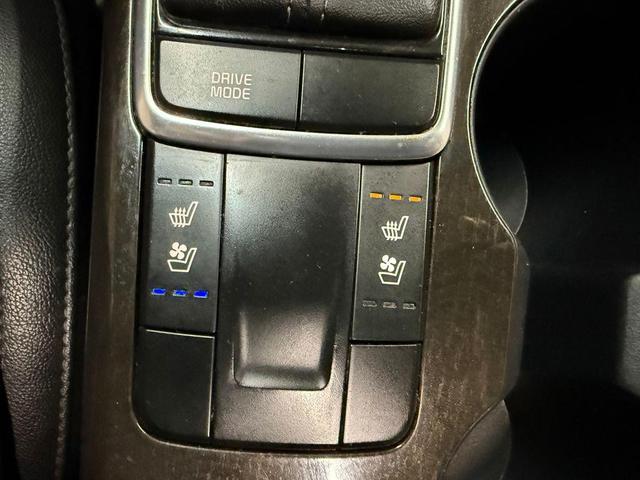 Photo of 2018 Platinum Graphite Kia Optima