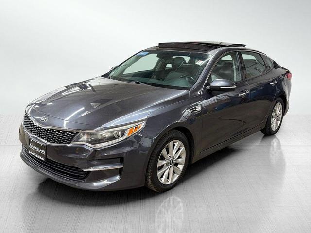 Photo of 2018 Platinum Graphite Kia Optima