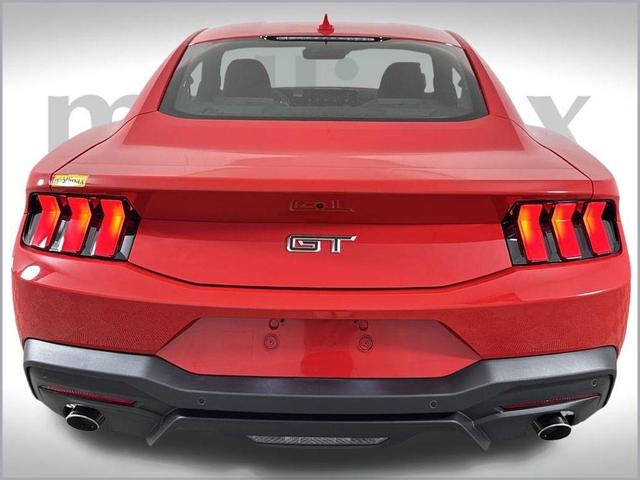 Photo of 2025 Race Red Ford Mustang