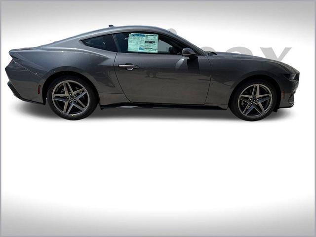 Photo of 2025 Gray Ford Mustang