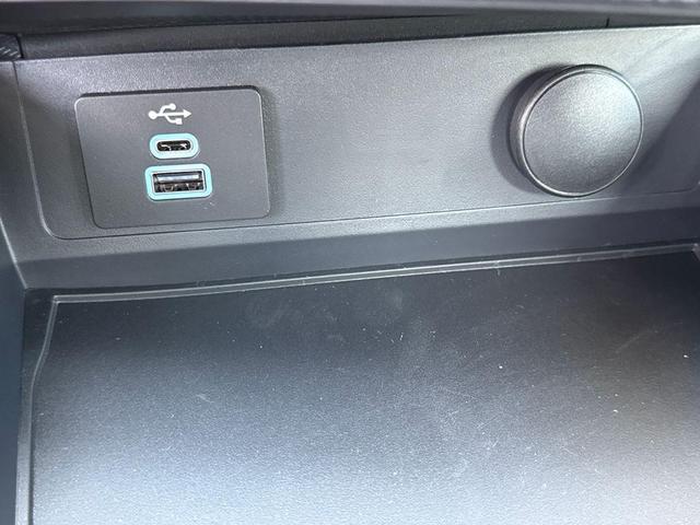 Photo of 2025 Gray Ford Mustang