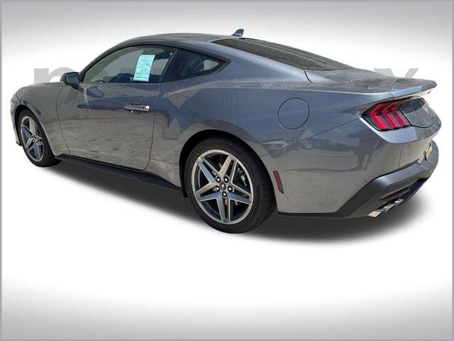 Photo of 2025 Gray Ford Mustang
