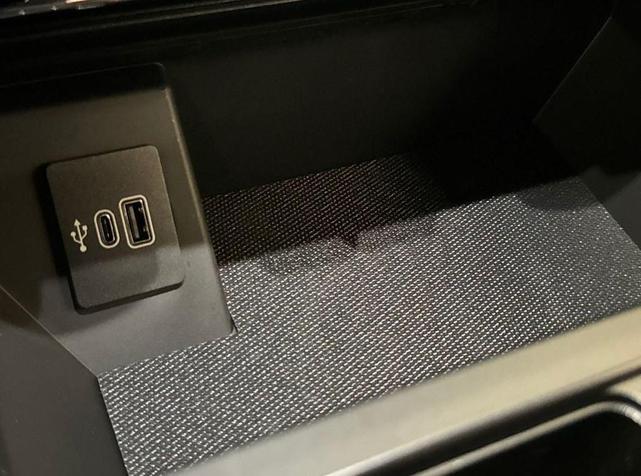 Photo of 2025 Carbonized Gray Metallic Ford F-150