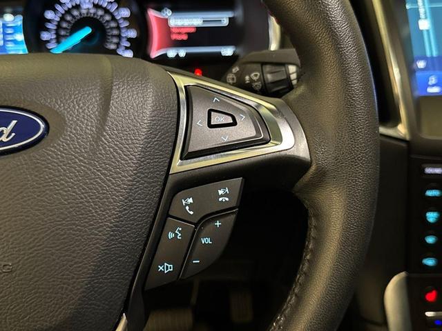 Photo of 2019 Magnetic Metallic Ford Edge