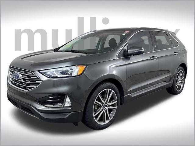 Photo of 2019 Magnetic Metallic Ford Edge