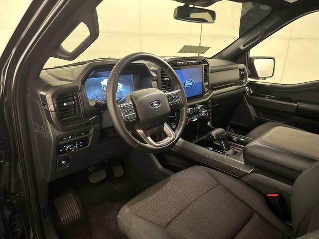 Photo of 2024 Agate Black Metallic Ford F-150
