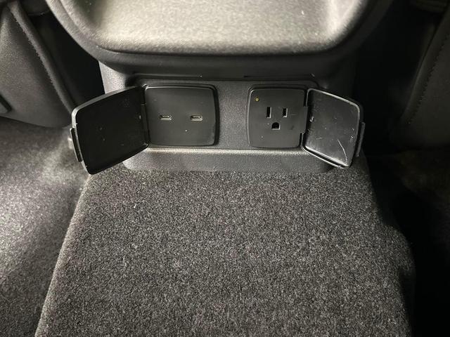 Photo of 2025 Oxford White Ford Bronco