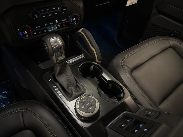 Photo of 2025 Oxford White Ford Bronco