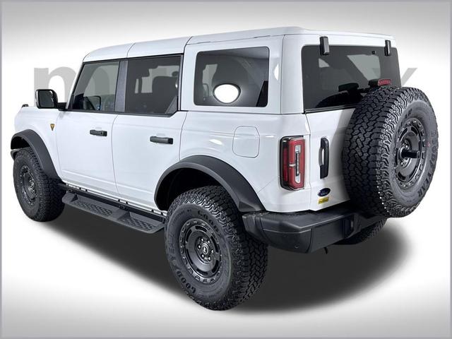 Photo of 2025 Oxford White Ford Bronco