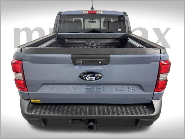 Photo of 2025 Azure Gray Metallic Ford Maverick
