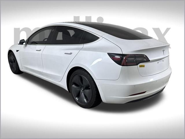 Photo of 2020 White Tesla Model 3