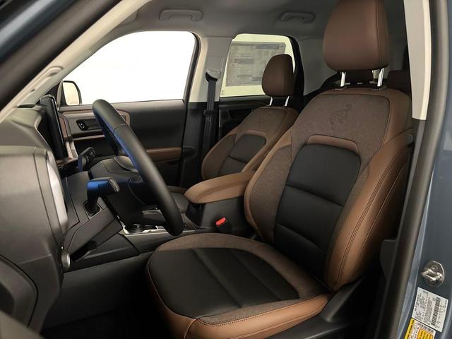 Photo of 2025 Azure Gray Metallic Ford Bronco Sport