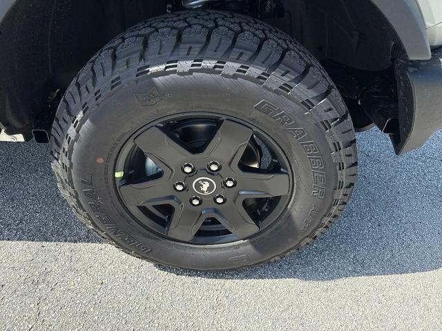 Photo of 2025 Beige Ford Bronco