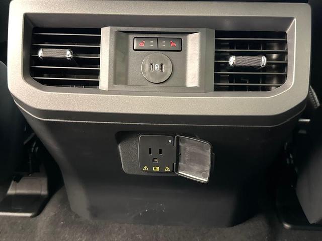 Photo of 2025 Carbonized Gray Metallic Ford F-250