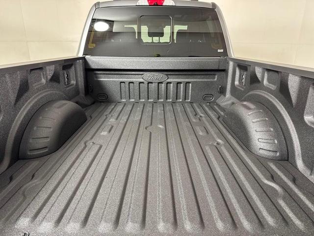 Photo of 2025 Carbonized Gray Metallic Ford F-250