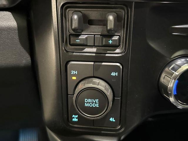 Photo of 2025 Carbonized Gray Metallic Ford F-250