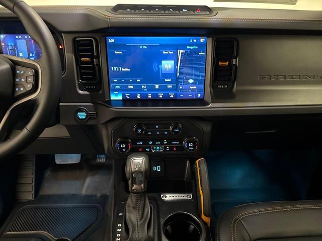Photo of 2024 Cactus Green / Gray Ford Bronco
