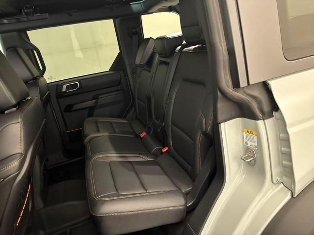 Photo of 2024 Cactus Green / Gray Ford Bronco