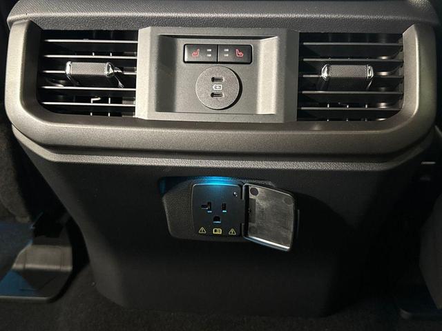 Photo of 2025 Agate Black Metallic Ford F-150