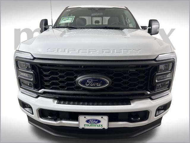 Photo of 2025 Oxford White Ford F-250