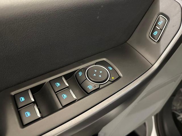 Photo of 2025 Oxford White Ford F-250