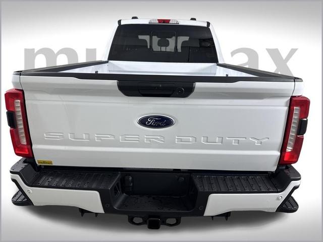 Photo of 2025 Oxford White Ford F-250