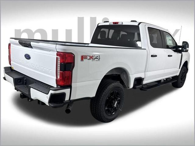 Photo of 2025 Oxford White Ford F-250