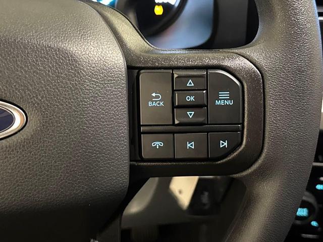 Photo of 2025 Oxford White Ford F-250