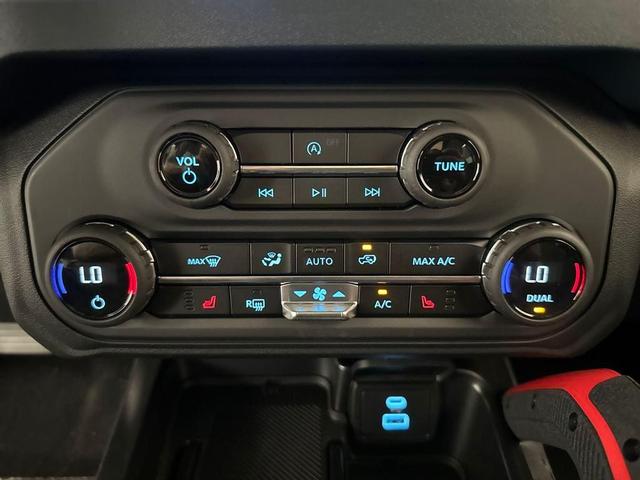 Photo of 2025 Robins Egg Blue Ford Bronco