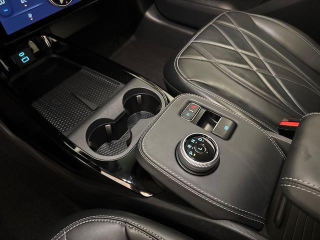 Photo of 2024 Star White Ford Mustang Mach-E