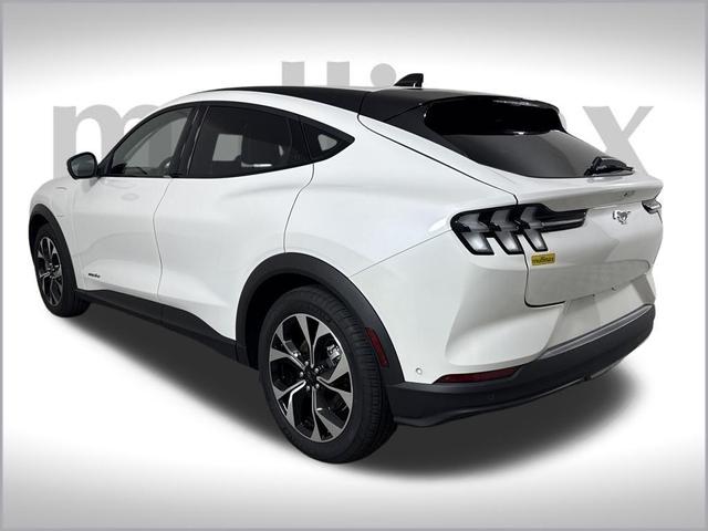 Photo of 2024 Star White Ford Mustang Mach-E