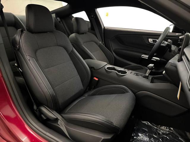 Photo of 2025 Magenta Ford Mustang