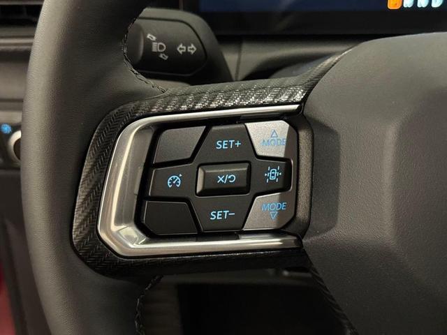Photo of 2025 Magenta Ford Mustang