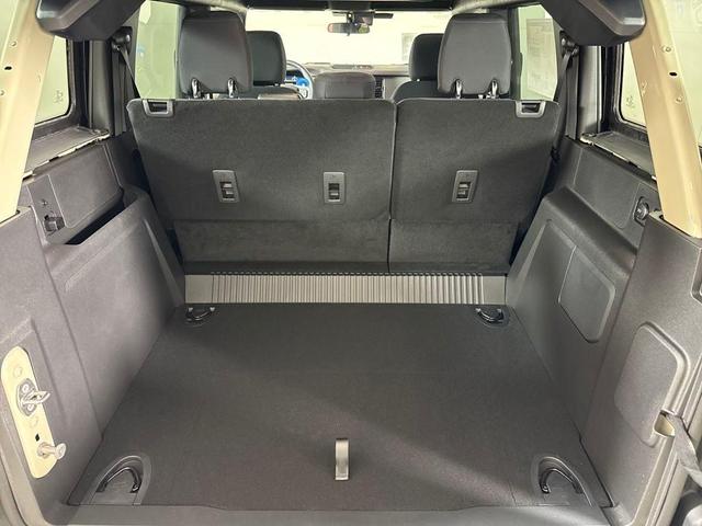 Photo of 2025 Desert Sand Ford Bronco