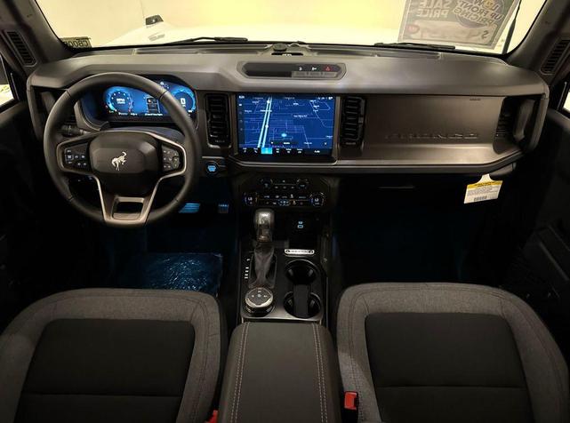 Photo of 2025 Desert Sand Ford Bronco