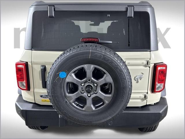 Photo of 2025 Desert Sand Ford Bronco
