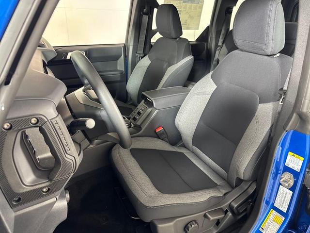 Photo of 2025 Blue Ford Bronco