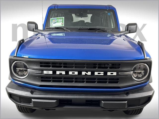 Photo of 2025 Blue Ford Bronco