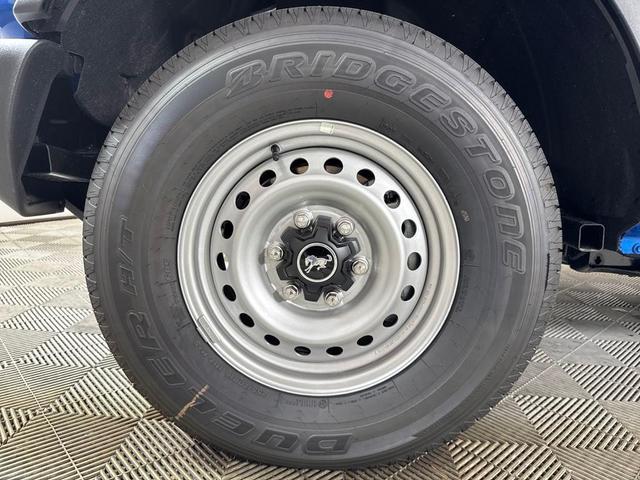 Photo of 2025 Blue Ford Bronco
