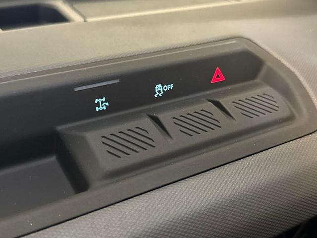 Photo of 2025 Blue Ford Bronco