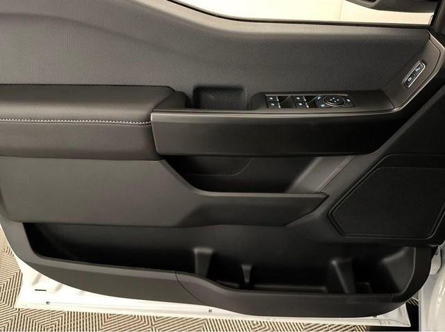 Photo of 2025 Oxford White Ford F-150