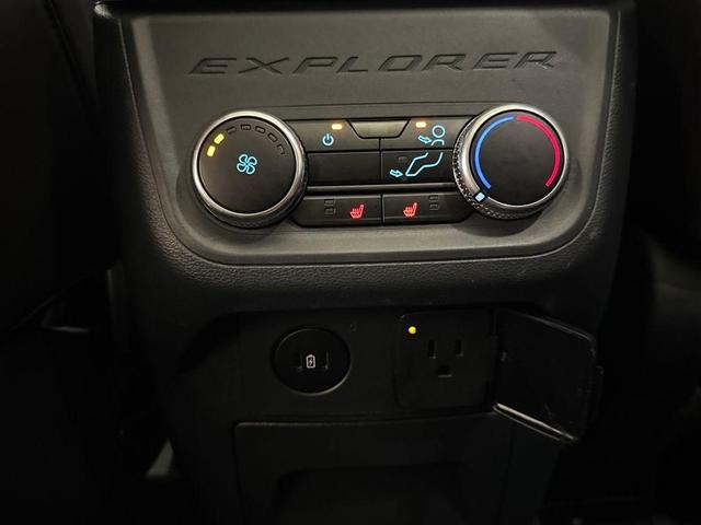 Photo of 2025 Gray Metallic Ford Explorer