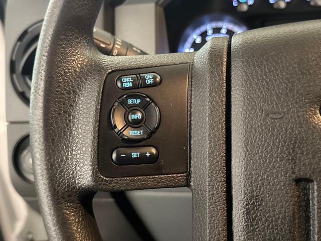 Photo of 2016 Oxford White Ford F-250