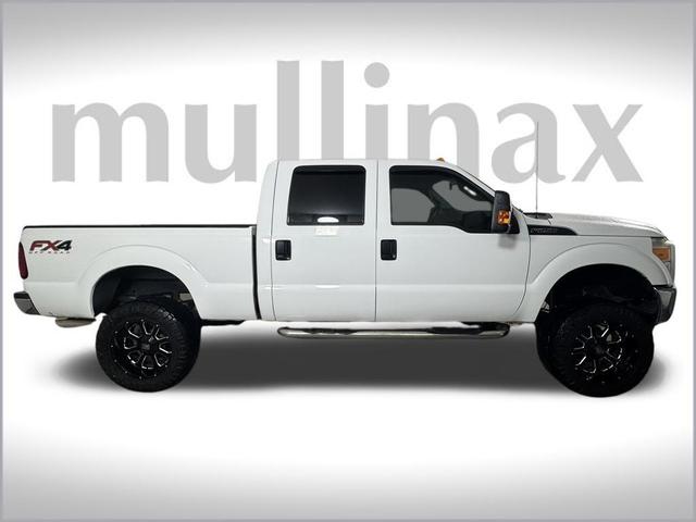 Photo of 2016 Oxford White Ford F-250