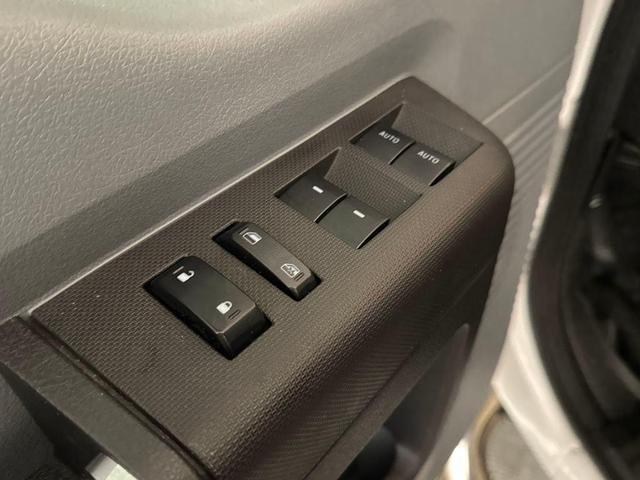 Photo of 2016 Oxford White Ford F-250