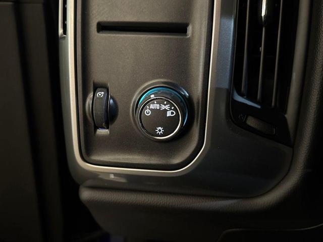 Photo of 2014 Blue Topaz Metallic Chevrolet Silverado 1500