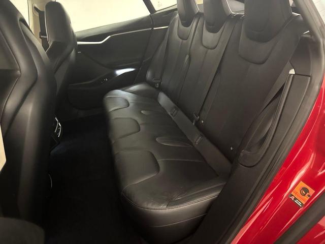 Photo of 2015 Red Tesla Model S